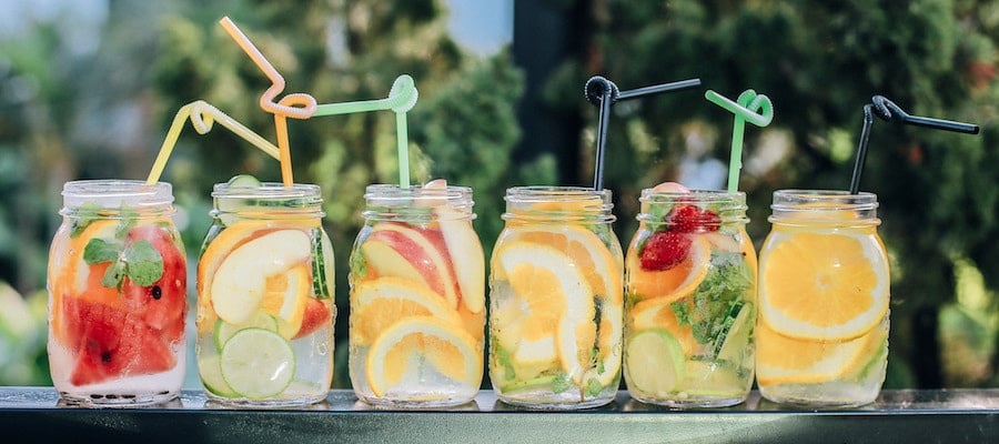 The Low-Down on How to Stay Hydrated this Summer 